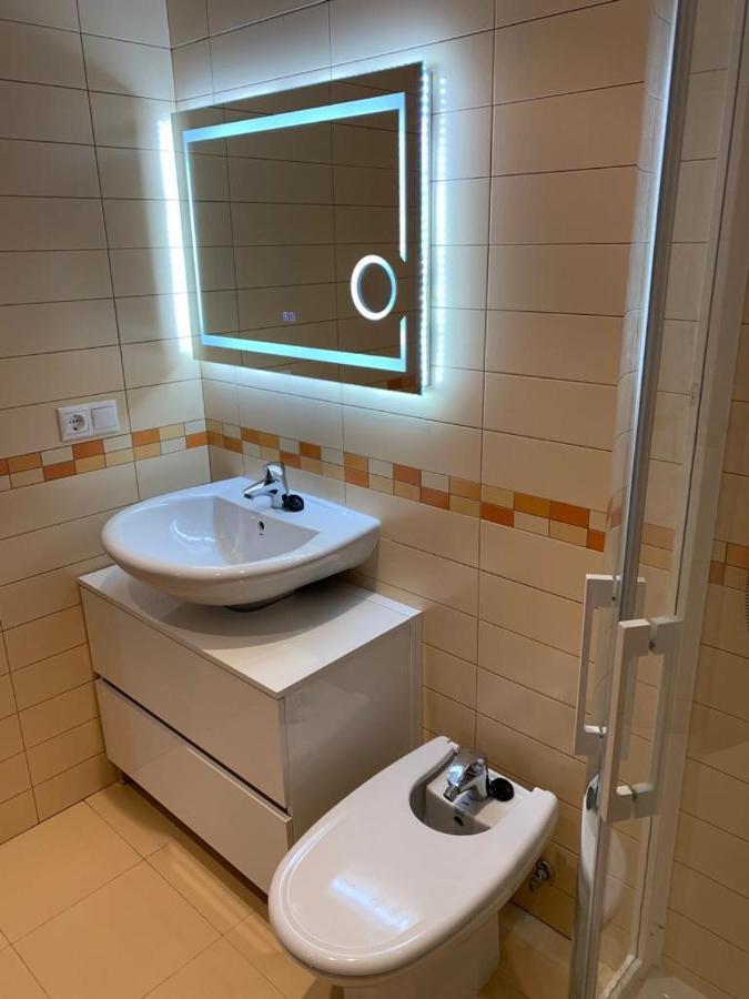 A&M Burela Costa Apartment Bagian luar foto